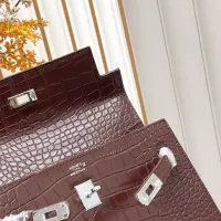 $92.00 USD Hermes AAA Quality Handbags For Women #1385043