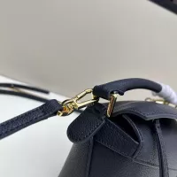 $122.00 USD LOEWE AAA Quality Messenger Bags For Women #1385670