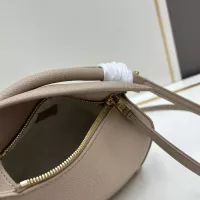 $122.00 USD LOEWE AAA Quality Messenger Bags For Women #1385703