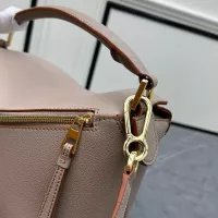 $145.00 USD LOEWE AAA Quality Messenger Bags For Women #1385722