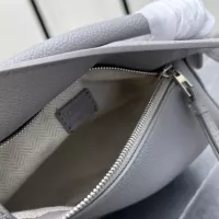 $122.00 USD LOEWE AAA Quality Messenger Bags For Women #1385737