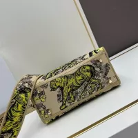 $115.00 USD Christian Dior AAA Quality Handbags For Women #1386151