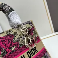 $115.00 USD Christian Dior AAA Quality Handbags For Women #1386154