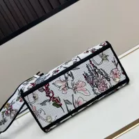 $115.00 USD Christian Dior AAA Quality Handbags For Women #1386173