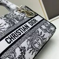 $115.00 USD Christian Dior AAA Quality Handbags For Women #1386176