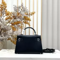 $85.00 USD Hermes AAA Quality Handbags For Women #1386381