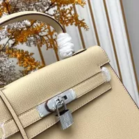 $82.00 USD Hermes AAA Quality Handbags For Women #1386414