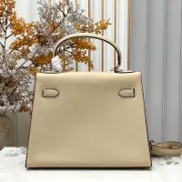 $88.00 USD Hermes AAA Quality Handbags For Women #1386416