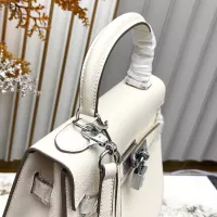 $88.00 USD Hermes AAA Quality Handbags For Women #1386443
