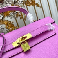 $82.00 USD Hermes AAA Quality Handbags For Women #1386468