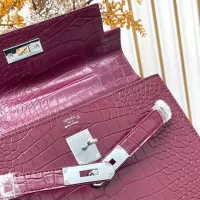 $88.00 USD Hermes AAA Quality Handbags For Women #1386540