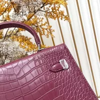 $96.00 USD Hermes AAA Quality Handbags For Women #1386542