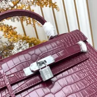 $96.00 USD Hermes AAA Quality Handbags For Women #1386542