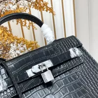 $88.00 USD Hermes AAA Quality Handbags For Women #1386548