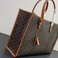 $96.00 USD Celine AAA Quality Handbags For Women #1386551