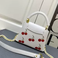$100.00 USD Louis Vuitton AAA Quality Handbags For Women #1386568