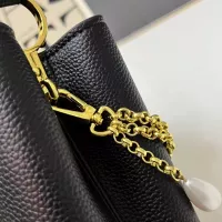 $112.00 USD Louis Vuitton AAA Quality Handbags For Women #1386579