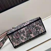 $105.00 USD Christian Dior AAA Quality Handbags For Women #1387339