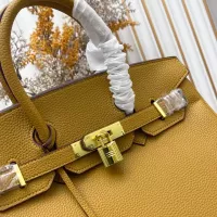 $92.00 USD Hermes AAA Quality Handbags For Women #1387458