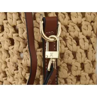 $68.00 USD Louis Vuitton AAA Quality Messenger Bags For Women #1388440