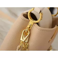 $88.00 USD Louis Vuitton AAA Quality Handbags For Women #1388516