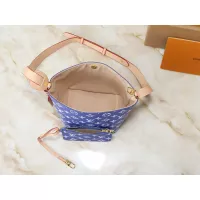 $56.00 USD Louis Vuitton Messenger Bags For Women #1388536