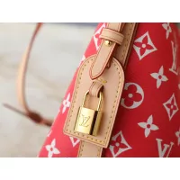 $56.00 USD Louis Vuitton Messenger Bags For Women #1388544
