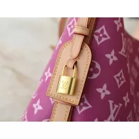 $56.00 USD Louis Vuitton Messenger Bags For Women #1388545