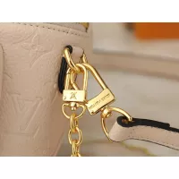 $52.00 USD Louis Vuitton Messenger Bags For Women #1388559