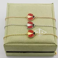 $25.00 USD Van Cleef & Arpels Bracelets For Women #1389447
