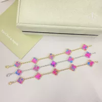 $36.00 USD Van Cleef & Arpels Bracelets For Women #1390406