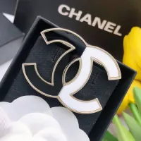 $32.00 USD Chanel Brooches For Women #1390992