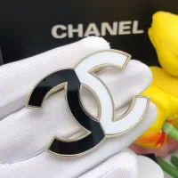 $32.00 USD Chanel Brooches For Women #1390992