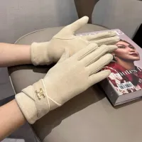 $36.00 USD Celine Gloves For Women #1391490