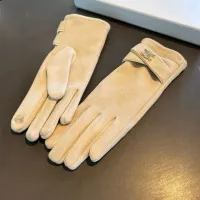 $36.00 USD Celine Gloves For Women #1391490