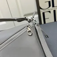 $108.00 USD LOEWE AAA Quality Messenger Bags For Women #1392163