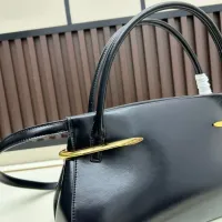 $112.00 USD Givenchy AAA Quality Handbags For Women #1392276