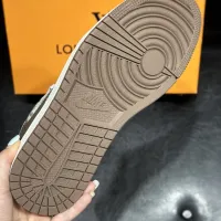 $108.00 USD Louis Vuitton Casual Shoes For Men #1392379