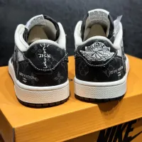 $108.00 USD Louis Vuitton Casual Shoes For Men #1392380