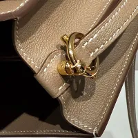 $98.00 USD Hermes AAA Quality Messenger Bags For Women #1392472