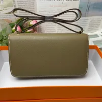 $98.00 USD Hermes AAA Quality Messenger Bags For Women #1392480