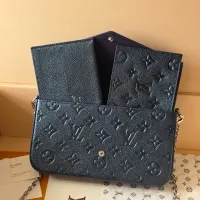 $132.00 USD Louis Vuitton AAA Quality Long Wallets For Women #1392662