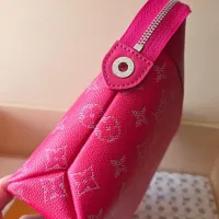 $102.00 USD Louis Vuitton AAA Quality Toilet Pouches For Women #1392666