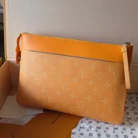$102.00 USD Louis Vuitton AAA Quality Toilet Pouches For Women #1392668