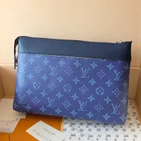 $102.00 USD Louis Vuitton AAA Quality Toilet Pouches For Women #1392669
