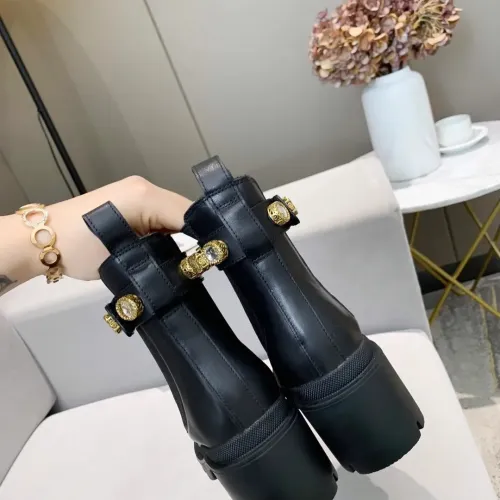 Replica Gucci Boots For Women #1393039 $100.00 USD for Wholesale
