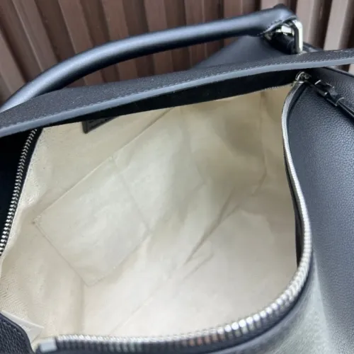 Replica LOEWE AAA Quality Messenger Bags For Women #1393628 $240.00 USD for Wholesale