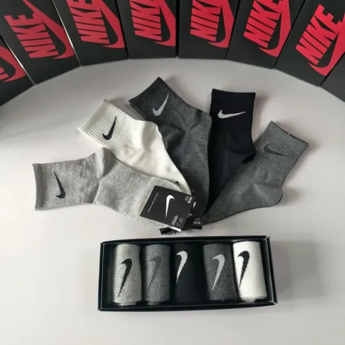 Replica Nike Socks #1396442 $27.00 USD for Wholesale