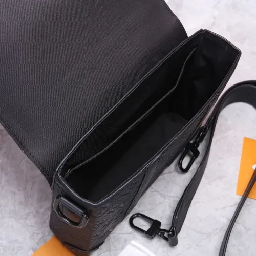 Replica Louis Vuitton AAA Man Messenger Bags #1397416 $182.00 USD for Wholesale