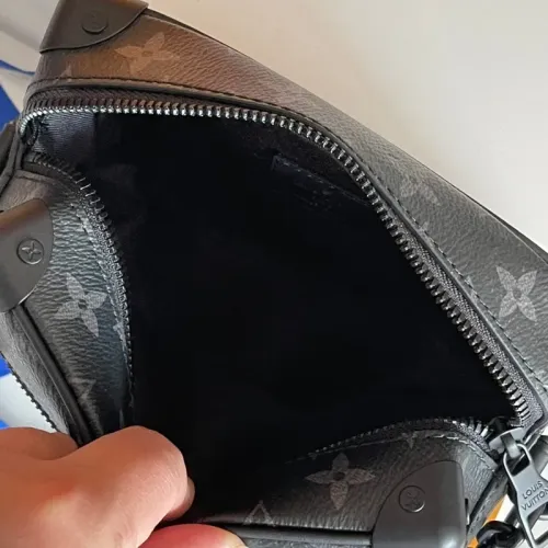 Replica Louis Vuitton AAA Man Messenger Bags #1397429 $160.00 USD for Wholesale
